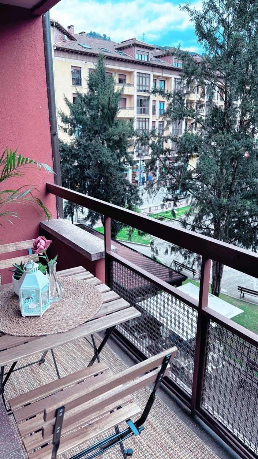Dh Apartamento Turistico Cangas de Onis Luaran gambar