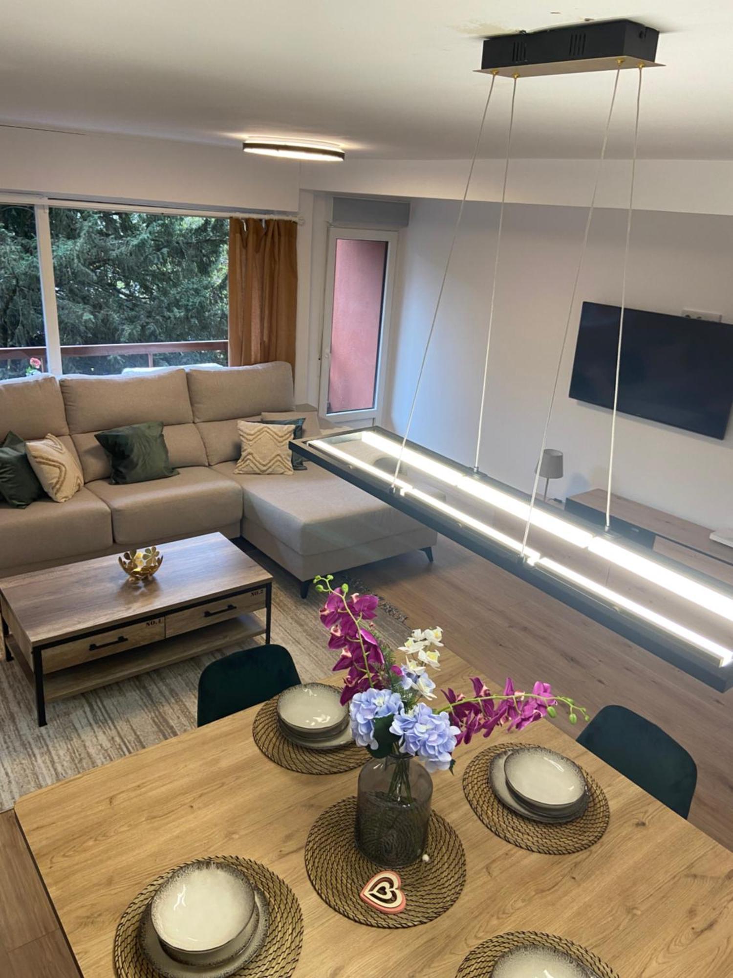 Dh Apartamento Turistico Cangas de Onis Luaran gambar